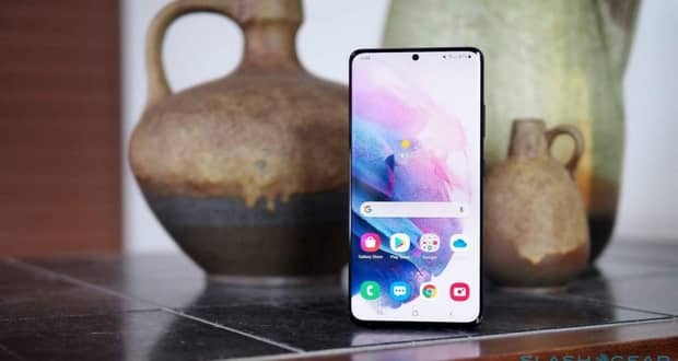 نگاهی به ۵ مورد از جذاب ترین گوشی های سال ۲۰۲۱ five coolest smartphones 2021 1 1280x720 Copy - نگاهی به ۵ مورد از جذاب ترین گوشی های سال ۲۰۲۱
