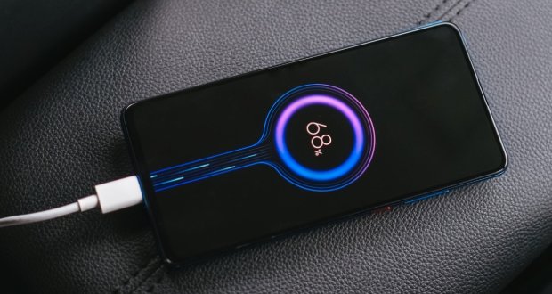 سرعت شارژ گلکسی S22 مشخص شد + مقایسه سرعت شارژ با رقبا fast charge - سرعت شارژ گلکسی S22 مشخص شد + مقایسه سرعت شارژ با رقبا